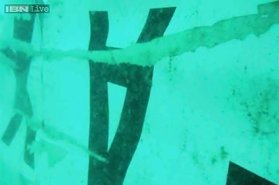 AirAsia crash: Tail section found in Java Sea, black boxes still missing