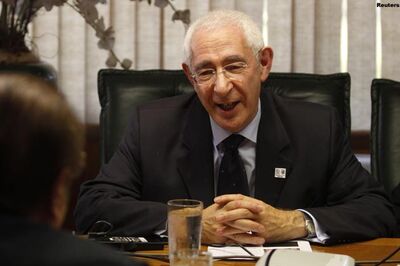 FA chairman makes bribery claim against Spain: reports