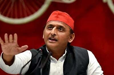 'Covid-19 Vaccination Mock Drill Exposes Govt's Preparedness’: Akhilesh Yadav Takes a Dig at BJP