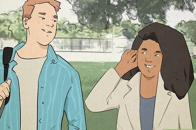 How to Make Your Guy Friend Want to Date You