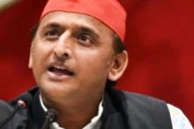 SP Will Restore Old Pension Scheme for Govt Employees if Voted to Power in UP: Akhilesh