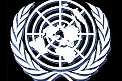 UN-ited they stand against poverty