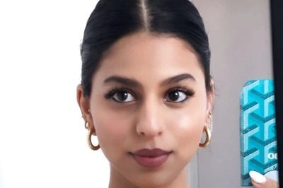 Shah Rukh Khan's Daughter Suhana Khan Stuns Internet with Her Latest Mirror Selfie