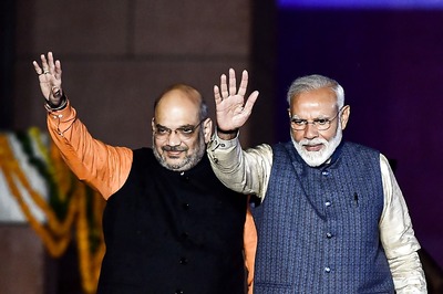 Rajinikanth Likens Modi-Shah Duo to Mahabharat's 'Krishna and Arjuna' over Move to Scrap Art 370