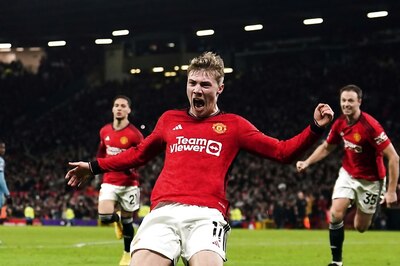 Manchester United Striker Rasmus Hojlund Out for a Couple of Weeks With Muscle Injury