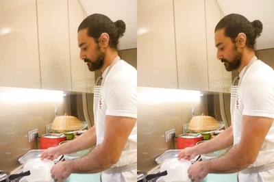 Kunal Kapoor Shows 'the Way to a Woman's Heart' on Wedding Anniversary