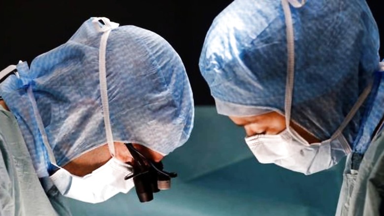 Doctors at Delhi Hospital Remove Tablet, Aluminium Blister Foil Stuck in Man's Food Pipe