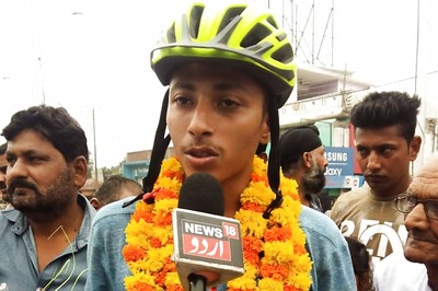 Pedalling Against Child Abuse, Jamia Student Goes on a Bike Trip from Kashmir to Kanyakumari
