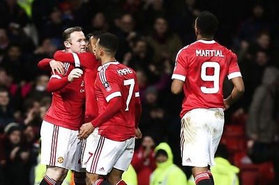 Paul Scholes slams LVG, says players look bored