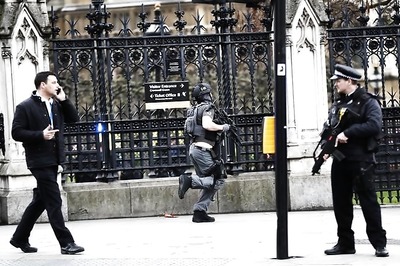 ISIS Claims British Parliament Attack After Police Arrest 8 in Raids Across London