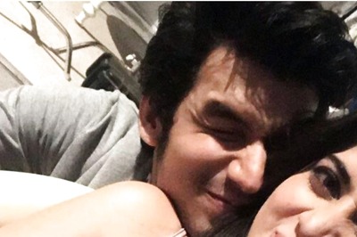 Anupamaa Actor Paras Kalnawat aka Samar's Mushy Pics with Urfi Javed are Viral