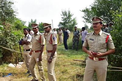SC Sets Up Inquiry Commission to Probe Encounter of Telangana Rape and Murder Accused