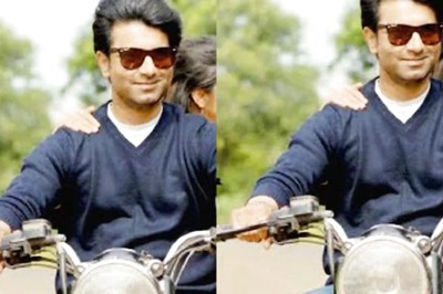 Marathi Actor Santosh Juvekar's Video of Kids Playing in Rain Reminds Us Of Our Childhood