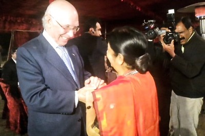 SAARC foreign ministers' summit set to begin today; Swaraj, Aziz likely to meet