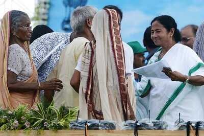 Singur Landowners to Get Back Land After Durga Puja: Mamata