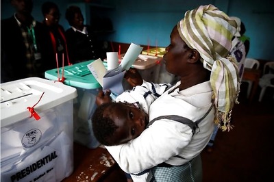 Some Kenyans, Keen to Vote, Rent Babies to Jump Long Queues