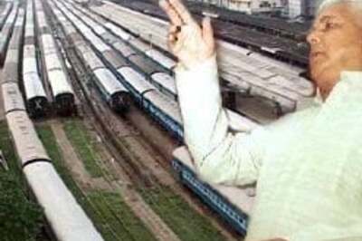 Lalu offers jobs to students from US