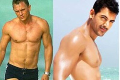 Special: John, Craig in trunks | Obama in suits