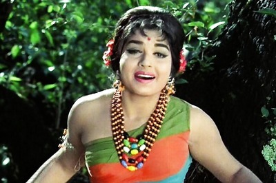 Jayalalithaa's Tryst With Hindi Films: 'Izzat' Opposite Dharmendra