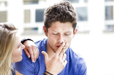 Smoking May Increase Sensitivity To Social Stress: Study