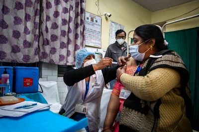 Delhi Budget Likely to Have Special Allocation for Free Covid-19 Vaccination at Govt Hospitals: Sources