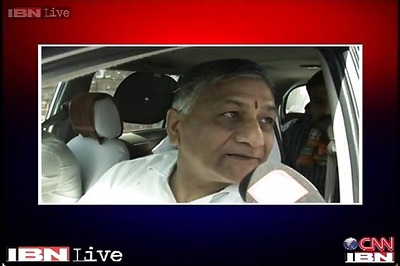 General VK Singh hits back at Shazia after she says he doesn't know his DOB