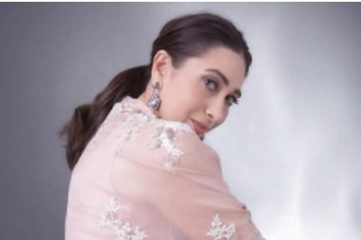 Karisma Kapoor Has Always Been the 90's Baby; Here's the Proof