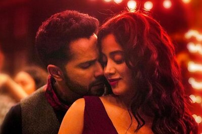 Varun Dhawan Makes Shocking Confession, Says Didn't Speak To Janhvi Kapoor In First Month Of Bawaal Shoot