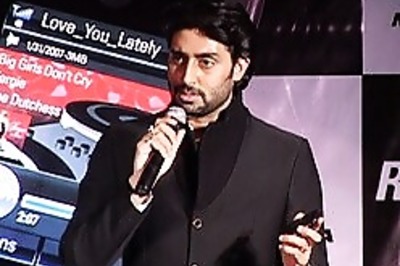 Bachchans celebrate Abhishek b'day | Wish him