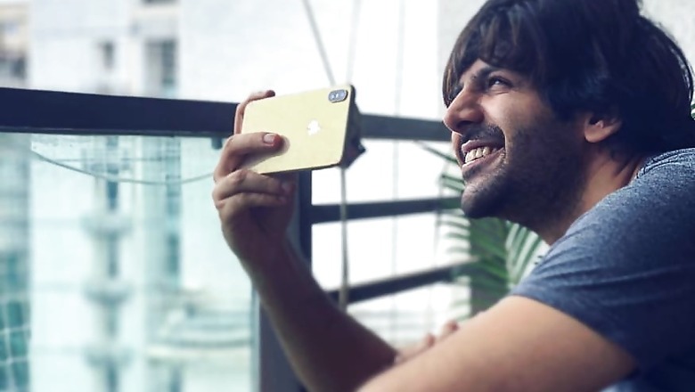 Kartik Aaryan Says He's That 'Bua' Who Needs to Click Sky Every Time There's a Cloud