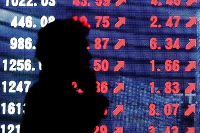 Global Markets: Stocks fall as markets still rattled by Fed minutes