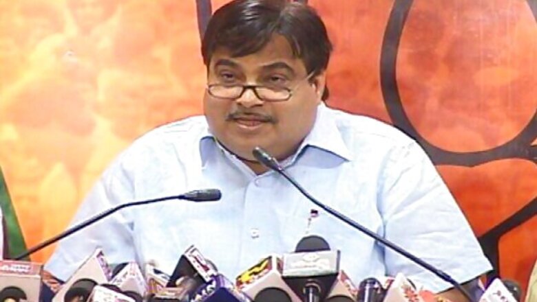 Gadkari flags off Telangana yatra
