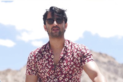 Kuch Rang Pyaar Ke Aise Bhi Actor Shaheer Sheikh's Father on Ventilator After Contracting Covid-19