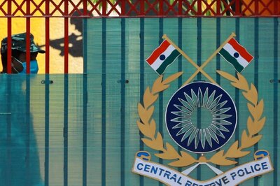 Security Forces Alerted Over Delhi Woman Suspected of Honey-Trapping Officials for Favours, Sensitive Info