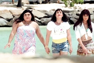 Saif Ali Khan mimics father-in-law Randhir Kapoor in 'Humshakals'