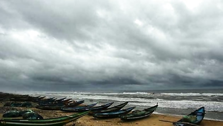 Cyclone threat: Odisha govt cancels puja holidays of employees