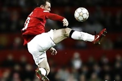 Rooney delighted by Capello, wants to make him 'a legend'