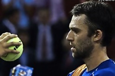 Karlovic knocks Djokovic out of Madrid Masters