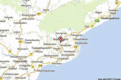 Flood alert in East Godavari district as river crosses danger mark