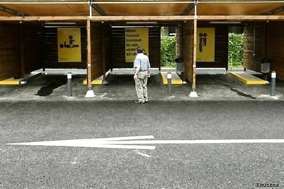 Modest start for Switzerland's first drive-in 'sex boxes'