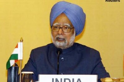 Pak 'official agencies' likely involved in Mumbai strike: PM