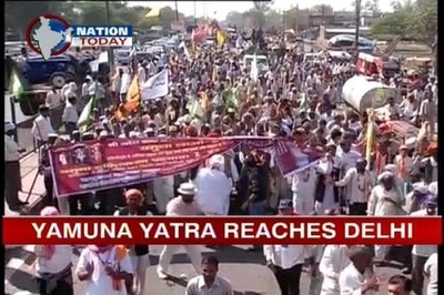 Yamuna Bachao Yatra marches into Delhi; BJP, Cong trade charges