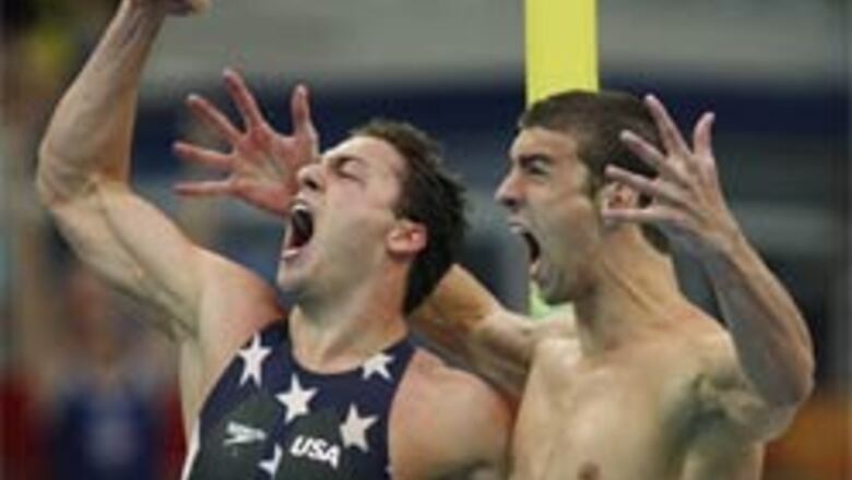 Phelps on track as US win men's 4x100m freestyle relay