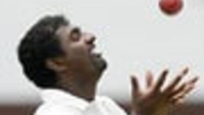 Muralitharan spins his way to 700 Test wickets