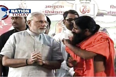 LS polls: Congress attacks Narendra Modi, Ramdev on black money issue