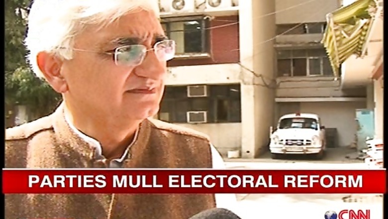 Poll code: War of words between Cong, EC escalate