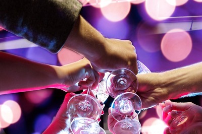 Look Your Stylish Best on Your Bachelorette Night with These Essential Tips