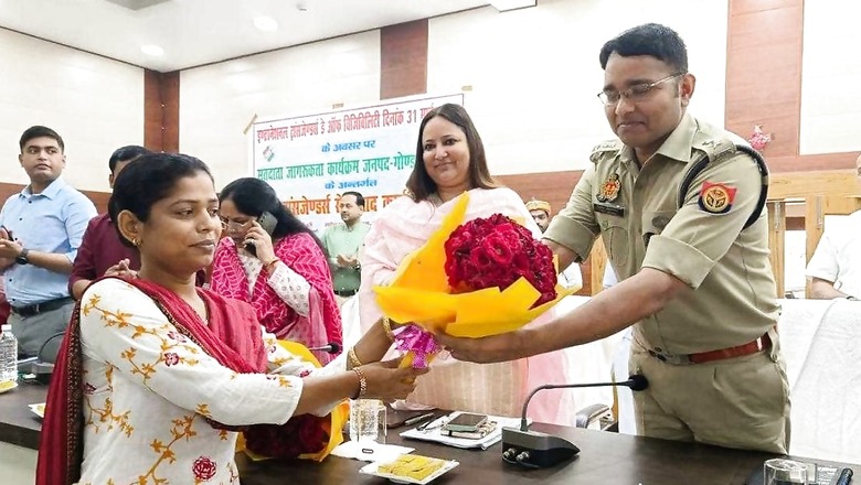 Lok Sabha Polls: In UP's Gonda, Special Voter Awareness Drive Aimed at Transgender Community