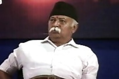 English not the only means of progress: RSS chief