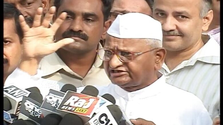 Anna targets both Congress and BJP on corruption